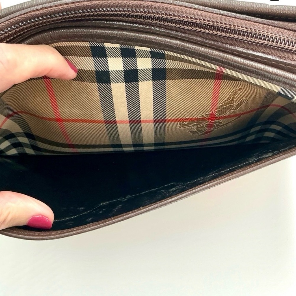Burberrys Vintage Authentic Nova Check Canvas Clutch with COA- EUC - Picture 8 of 11